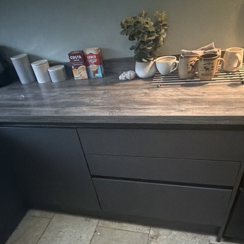 Brand new wren kitchen - new!,